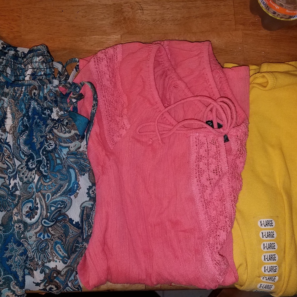 FREE W PURCHASE - 3 Tops Boho Paisley Coral XL